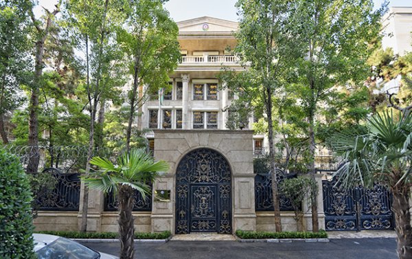 Azərbaycanın İrandakı Səfirliyi fəaliyyətini bərpa etdi - Fotolar