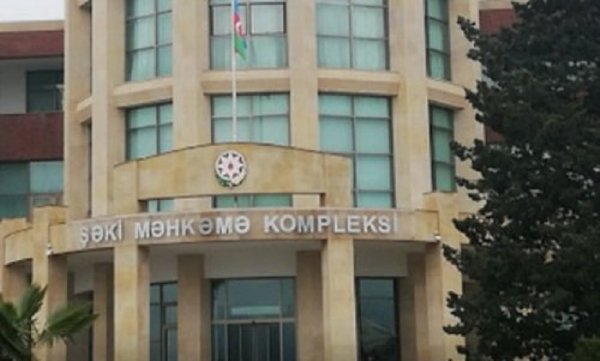 Türmə rəisinə rüşvət çatmadı deyə vətəndaşı təkrar həbsə göndərdilər - Şəki Məhkəməsində rəzalət