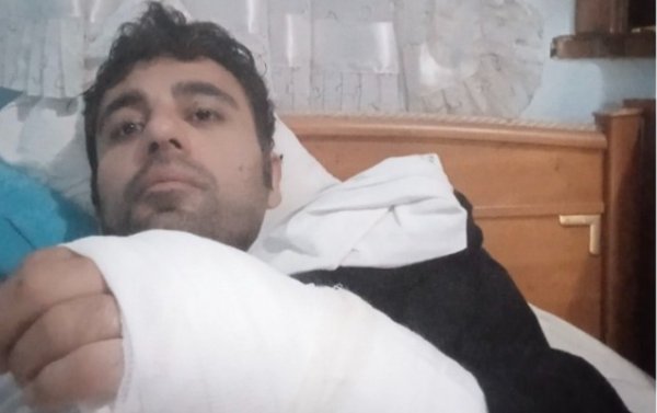 “Məni vurub qaçdılar, xəstəxanaya getmək üçün taksi çağırdım”