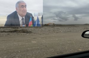 Qusarçay Saleh Məmmədovun Daş Karxanasında belə “buxarlanır” –FOTOFAKT