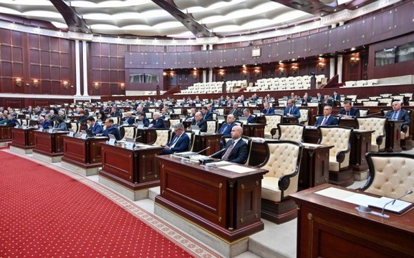 Milli Məclis “Diplomatik xidmət haqqında” qanun layihəsini I oxunuşda qəbul edib