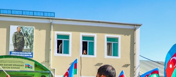 Binəqədidə SƏFƏRBƏRLİK OYUNBAZLIQLARI... - İTTİHAM VAR...