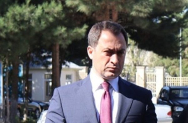 Nizami rayonunda XAOTİK TİKİNTİ kimə sərf edir? - İLGİNC FAKTLAR...