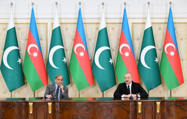 Azərbaycan və Pakistan bir-birinə dəstək olub