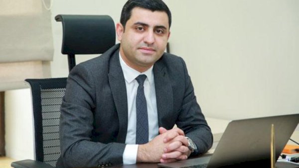 Töhmətdən sonra işdən çıxarılan aparat rəhbəri ilə bağlı İLGİNC FAKT - SƏN DEMƏ...