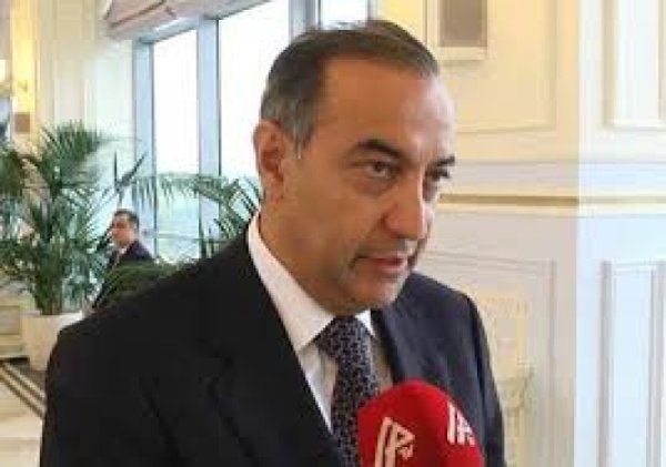 Elsevər Ağayev Naxçıvanın Səhiyyə naziri olmaq istəyir - SƏN DEMƏ...