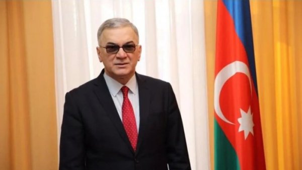 500 min dollardan çox borcu olduğu deyilən sabiq baş konsul - Ona kimlər dəstək olub? -FOTO