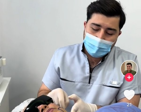 “Mayomed” klinikasında Nihad Aslanov nece estetik prosedurlar həyata keçirir?