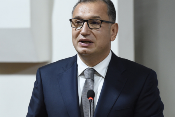 Sahib Məmmədovun “agent ovu”: Həmkarlar İttifaqı Konfederasiyasında nə baş verir?