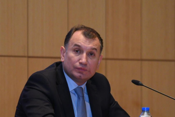 Sahib Məmmədov bu suallara cavab verə bilmir?