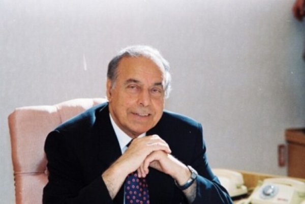 Heydər Əliyevin Azərbaycan dövlətinin və xalqının xilası missiyası