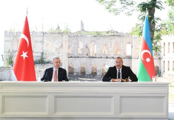 Şuşa Bəyannaməsi əbədi birliyin təsdiqidir