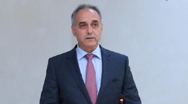 Biləcəridə piyada səkisi zəbt olundu…. İcra başçıs isə…..-Video