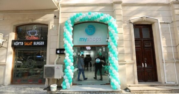 “MY SHOPS”un satış müdiri dələduzluqda ittiham olunub – 50 ədəd “Playstation” sifariş verib…