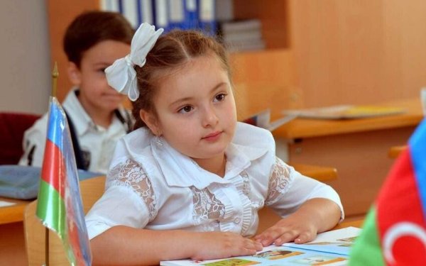 Rus bölməsi üzrə I sinfə məktəb seçiminə başlanılıb