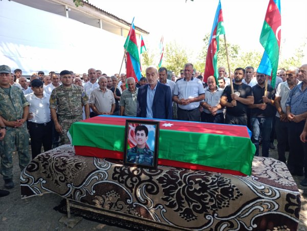 Şəhidimiz Kürdəmirdə dəfn edildi
