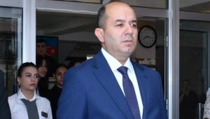 Xırdalanda Vüsal Süleymanovun rəhbəri olduğu 5 saylı məktəbdə niyə pul yığılır?-Video