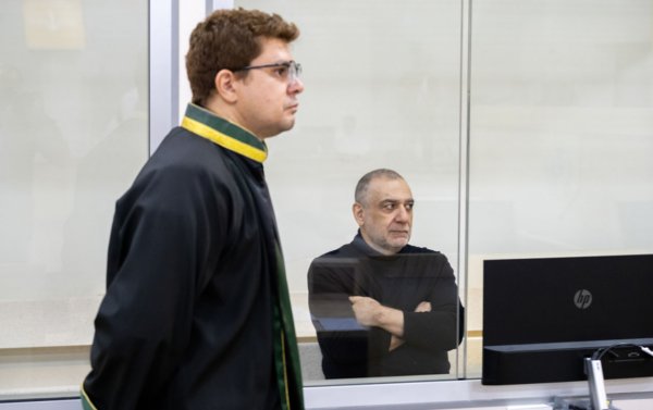Vardanyan vəkilindən imtina etdi