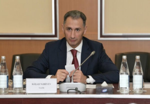 Nəbiyev nə bilsin "Azparkıng"in pulu hara gedir - Bu sualın cavabı yoxdur