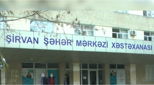 Şirvan şəhər mərkəzi xəstəxanasında pasiyentdən əməliyyat üçün belə pul alınır-Videofakt