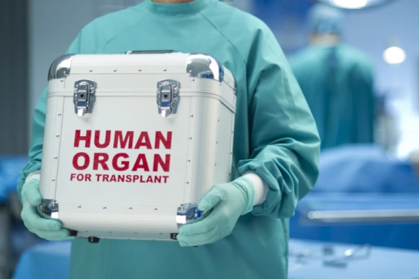 Azərbaycanda donor gözləyənlərin sayı 1000 nəfərdən çoxdur
