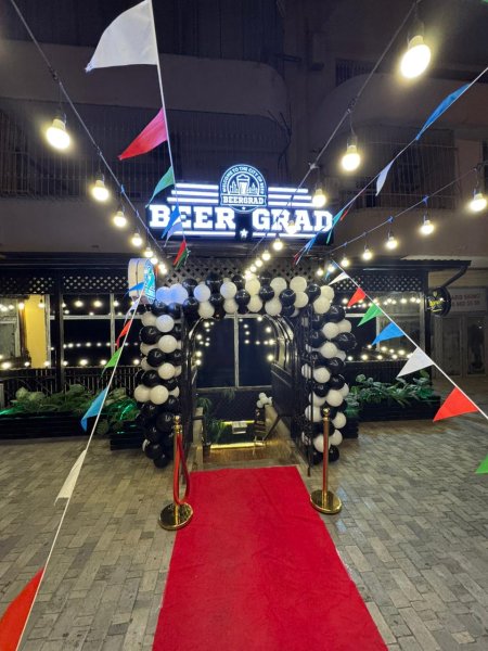 Şəhərdə yeni istirahət məkanı – BEER GRAD PUB fəaliyyətə başladı