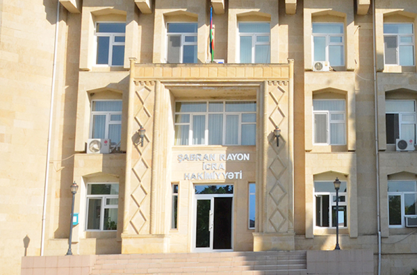 Qohumunun torpağını özəlləşdirən icra nümayəndəsi ,Adıgözəl Əliyev kimdir?