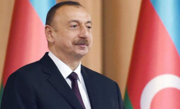 Prezidentə ad günü təbrikləri gəlməkdə davam edir