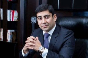 Anar Əlizadə SOCAR-a və “Alkagesta” şirkətlərinə qarşı “qara PR” aparıb