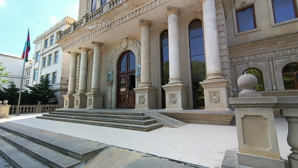 Nəsimi İcra Hakimiyyəti hara baxı? Növbəti qanunsuz tikinti-Videofakt