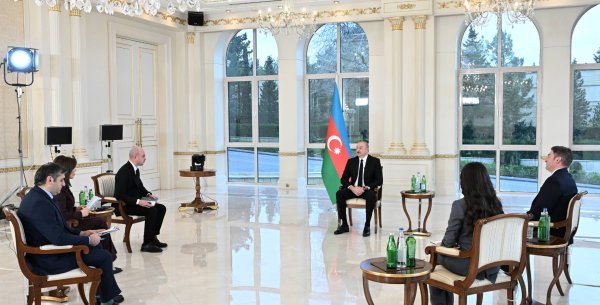 Prezident İlham Əliyevin Zəngəzur dəhlizi ilə bağlı müəyyən etdiyi siyasi-strateji hədəf artıq real nəticələrlə müşayiət olunur