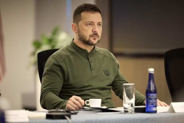 Zelenski: Rusiya ilə növbəti görüş İranda baş verənlərə görə təxirə salına bilər