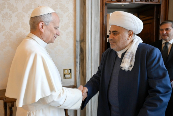 Allahşükür Paşazadə Roma Papasını Azərbaycana dəvət edib
