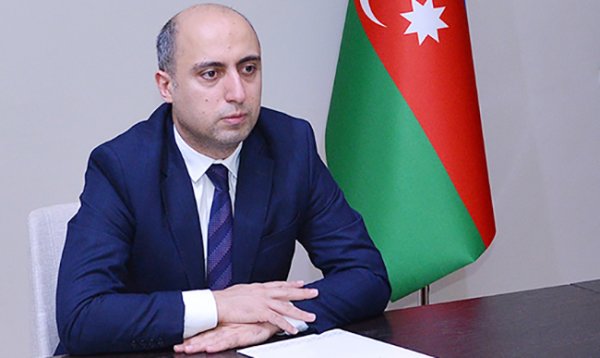 Direktorsuz məktəblər- Emin Əmrullayevin bəlli olmayan yol xəritəsi...