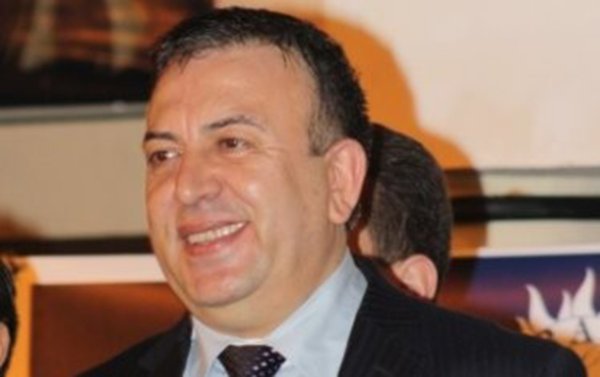 Mustafa Tayatla keçmiş həyat yoldaşı yenidən məhkəmədə -"Uşaqları əlimdən almaq istəyir..."