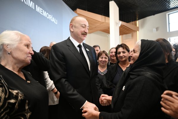 Bölgə üçün mühüm əhəmiyyət daşıyan səfərlər