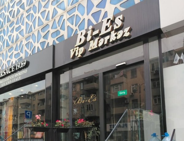 “Bİ ES VİP” estetik mərkəzinin rəhbərliyidə məsuliyyətə cəlb olunacaq? Özbək həkim polis tərəfindən saxlanıldı…