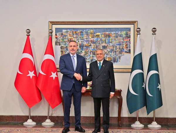 İslamabadda İran böhranı ilə bağlı danışıqlar başlayır