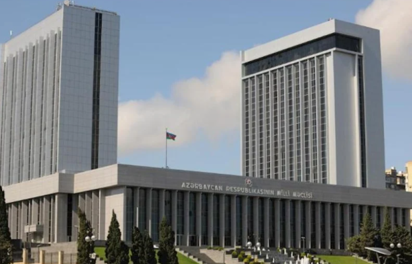 Narkoloji xəstələrin fəaliyyətinə məhdudiyyət qoyulan işlərə qəbul qaydaları sərtləşdirilir