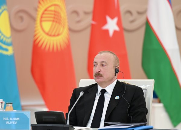 Türk dünyası XXI əsrin mühüm güc mərkəzinə çevrilməlidir