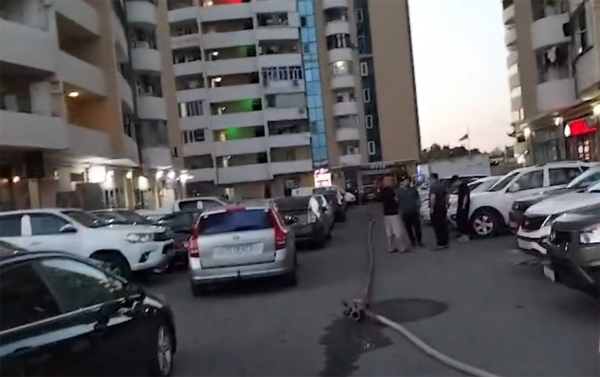 Nazirlikdən avtomobillərini nizamsız park edənlərə - Müraciət - Video